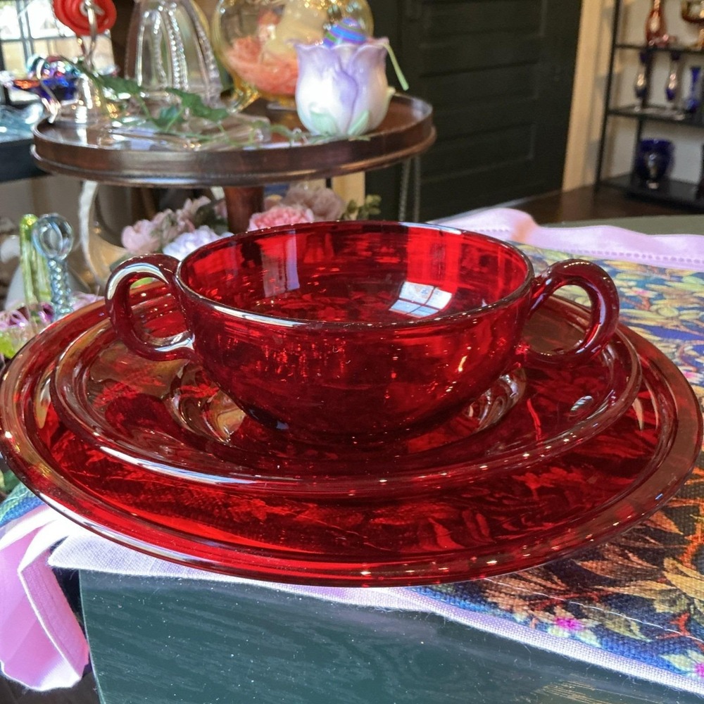 Hand Blown Ruby Red 3pc Glass Salad, Dinner‎ Plates & Consume Bowl Unique